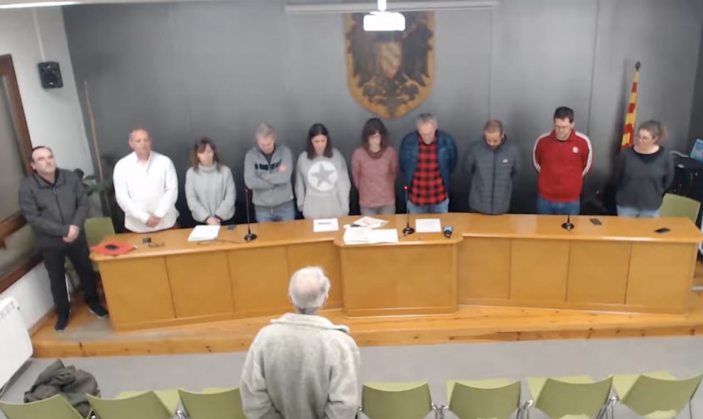 Minut de silenci durant el ple de l’Ajuntament de Sort