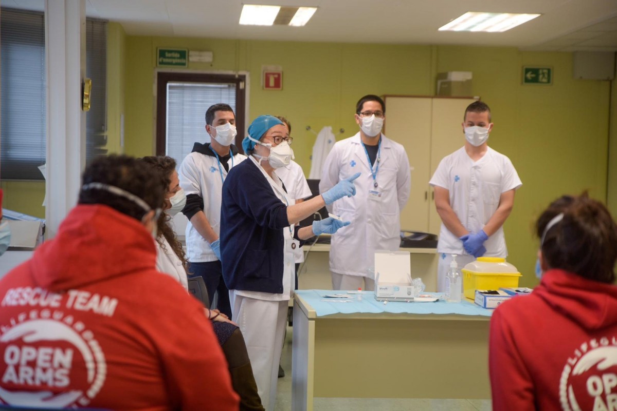 Voluntaris d'Open Arms reunits amb els professionals d'atenció primària a Sabadell