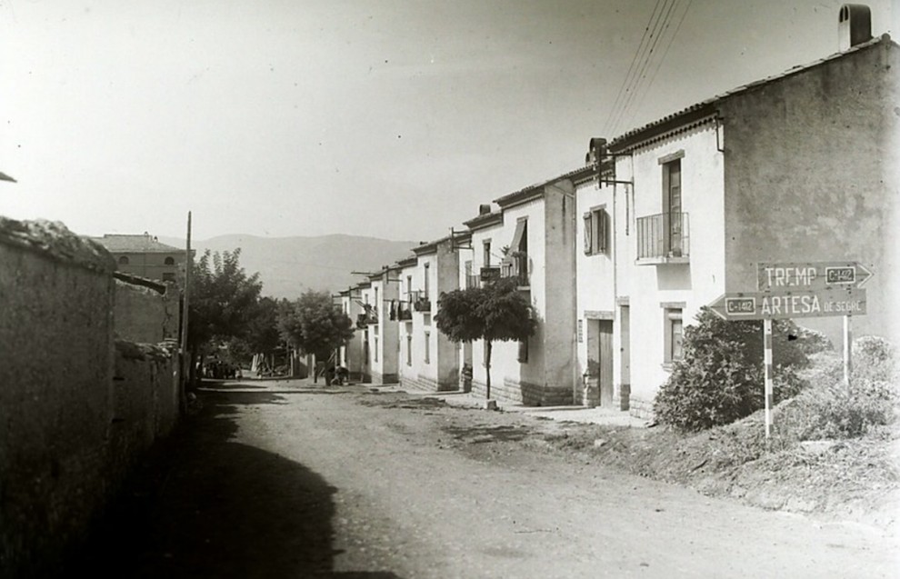 El carrer de Sant Vicenç d’Isona a inicis del segle passat