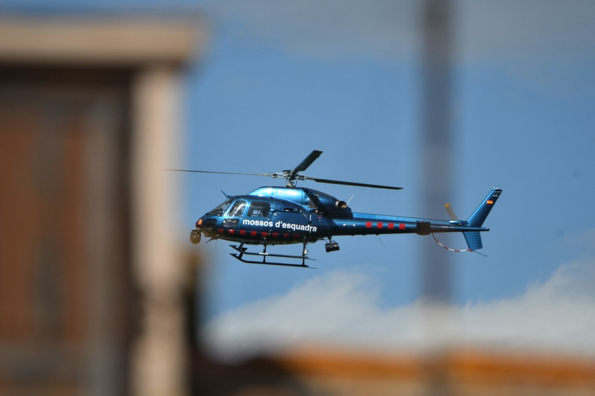 Helicòpter dels Mossos d'Esquadra a la zona del Baix Montseny