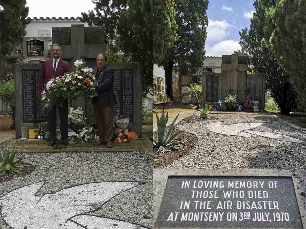 El cònsol britànic, Lloyd Milen i l'alcalde d'Arbúcies, Pere Garriga a la tomba dels anglesos, al cementiri d'Arbúcies