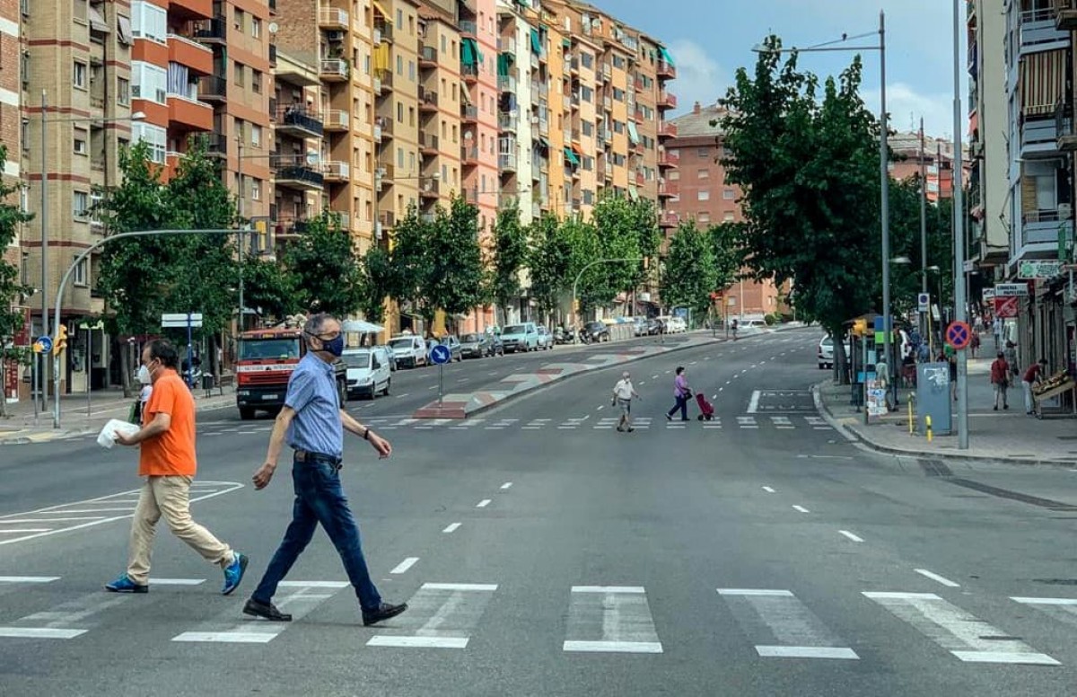 Un carrer de Lleida semibuit