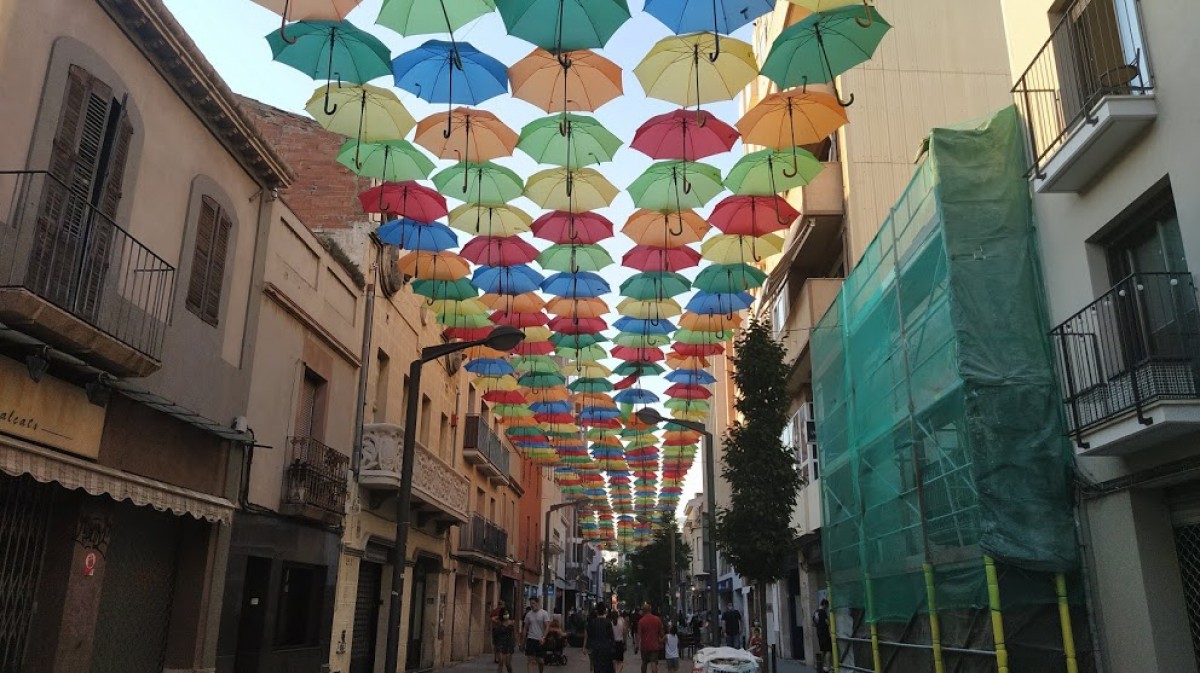 La iniciativa Umbrella Sky Project a Rubí