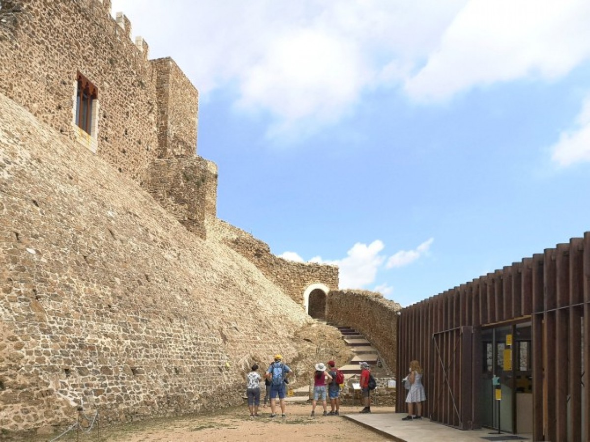 Castell de Montsoriu, patrimoti històric de la Selva