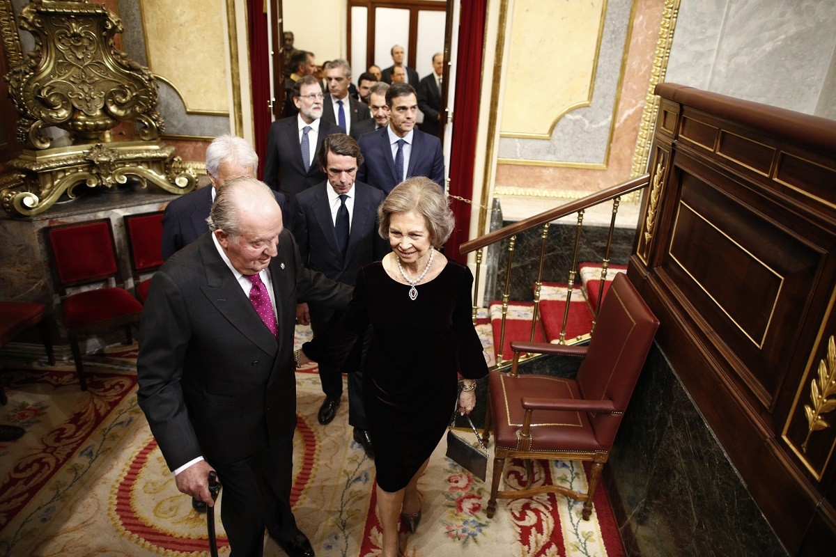 Joan Carles I i Sofia amb els presidents espanyols al Congrés l'any 2018.