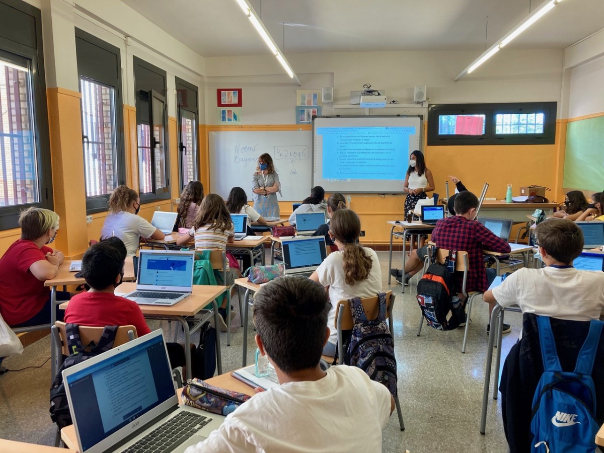 Primer dia de classes a l'escola Enric Casassas de Sabadell