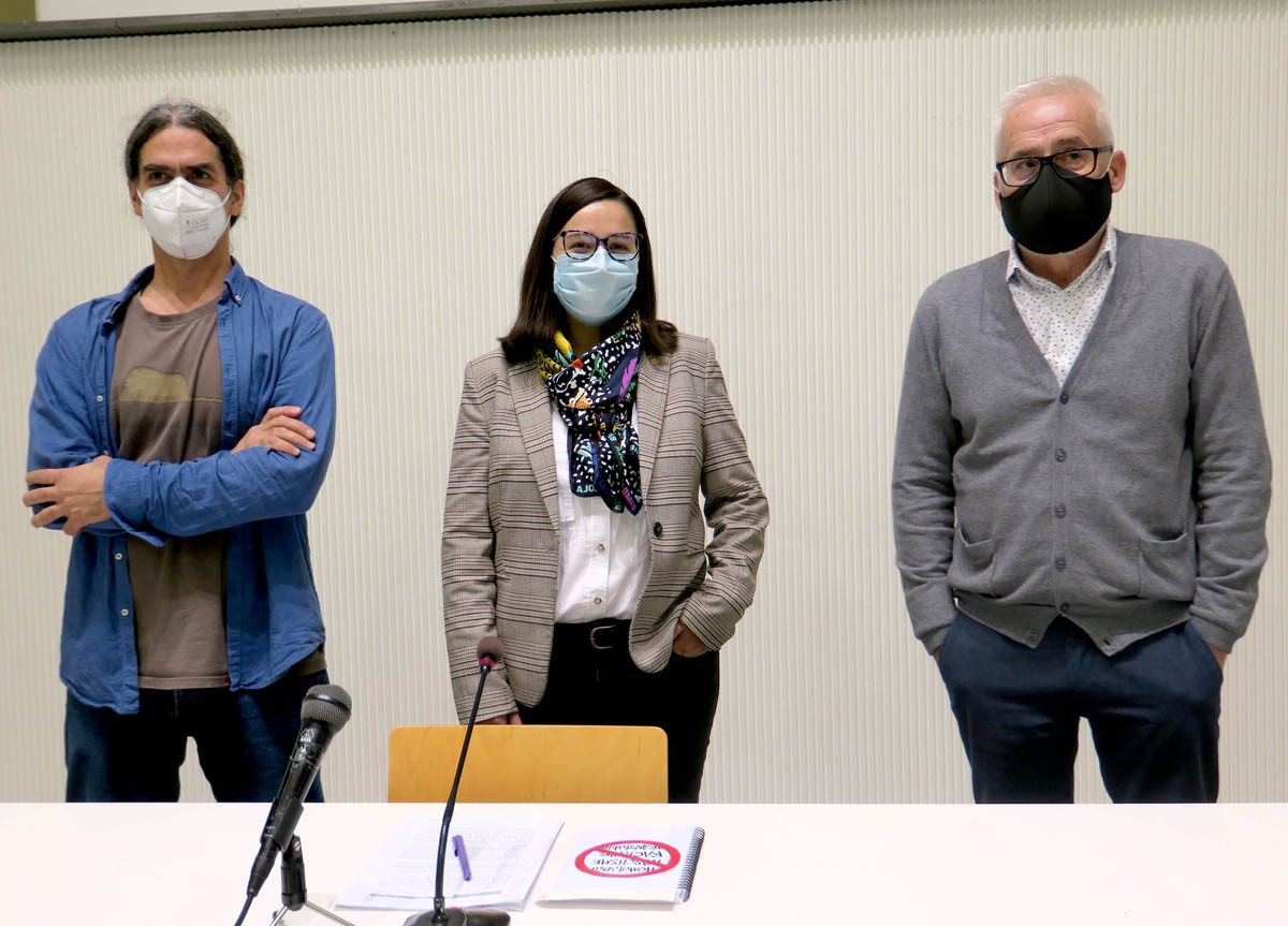 Els tinents d'alcalde de la Paeria, Jordina Freixanet i Sergi Talamonte, i el portaveu del grup del PSC, Jaume Sellés