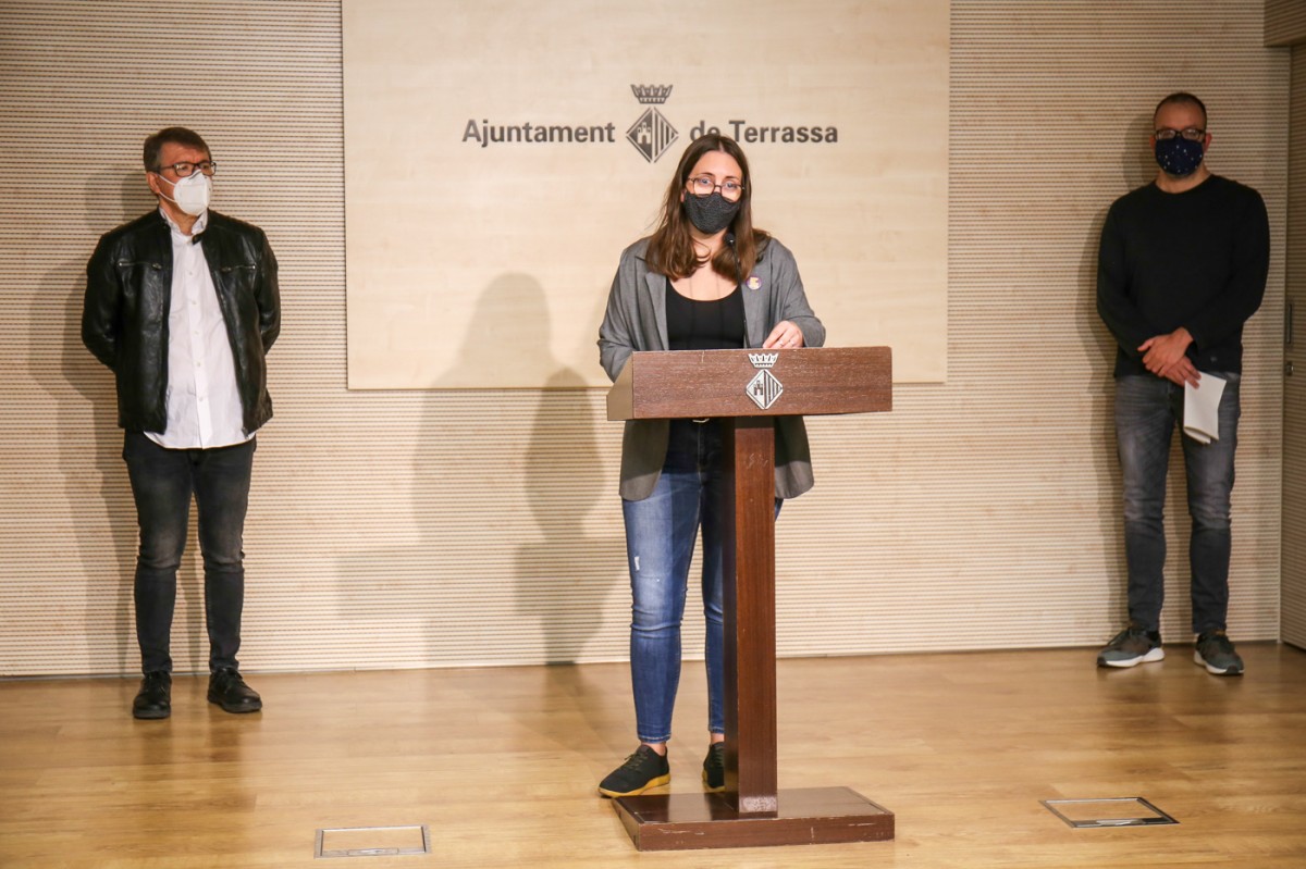 La regidora de Qualitat Democràtica, Ona Martínez, durant la presentació de la llista.