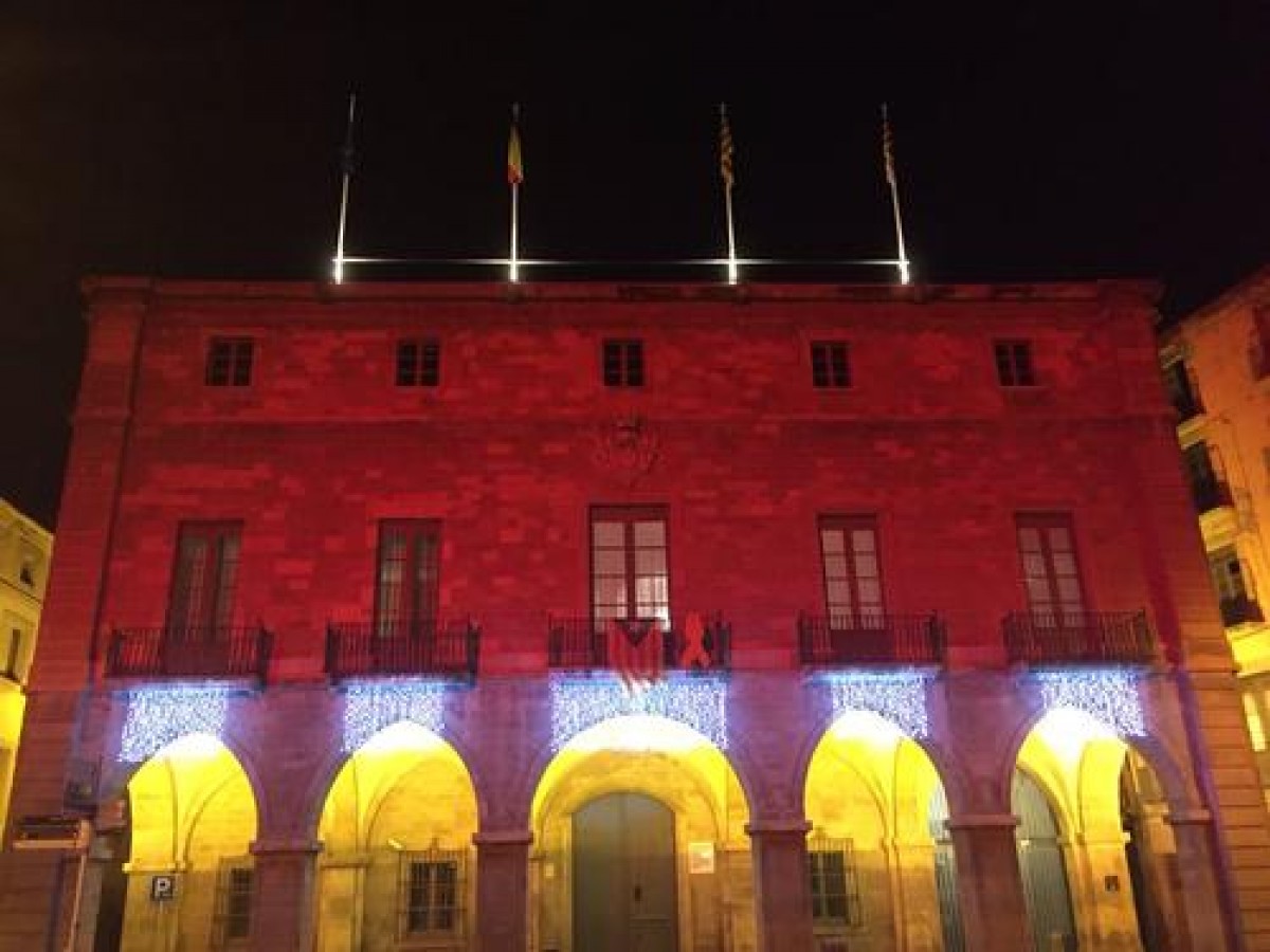 L'Ajuntament de Manresa s'il·luminarà de vermell dissabte