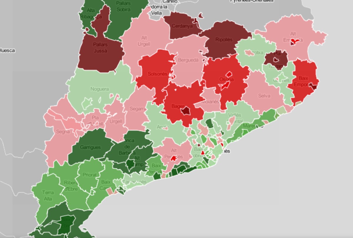 Mapa de municipis i comarques, en funció de la incidència setmanal recent.