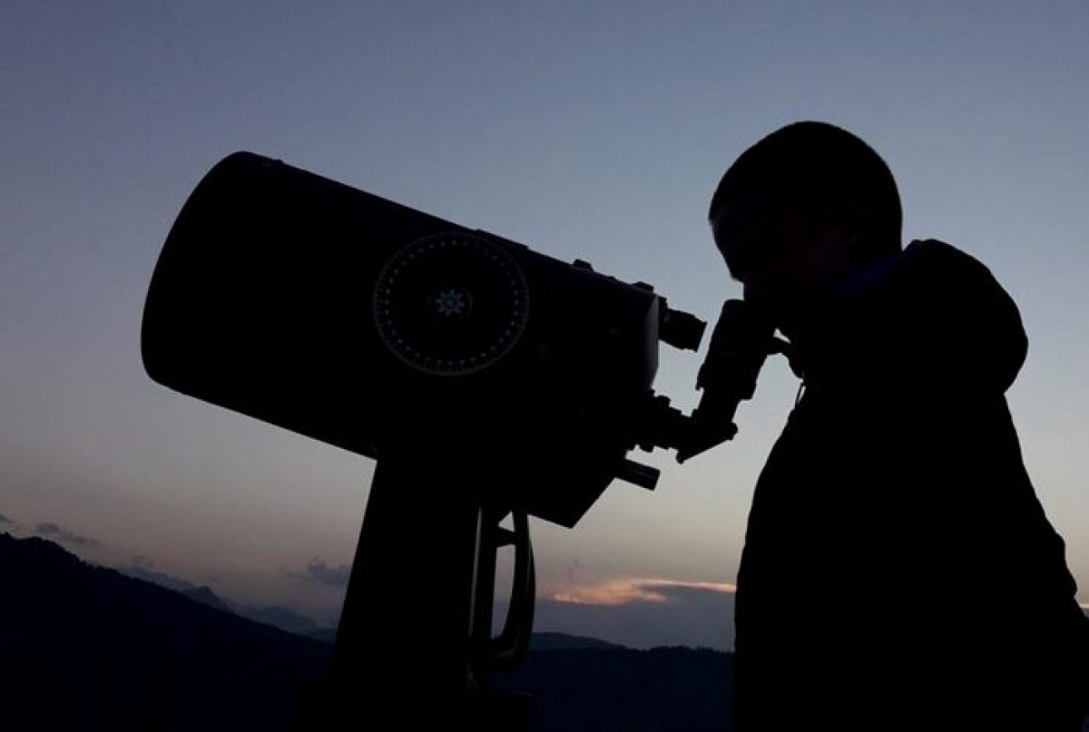 Imatge d’una activitat d’observació astronòmica a Espot