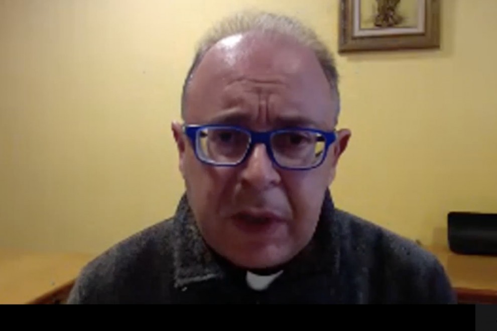 Joan Antoni Mateo en un vídeo durant la crisi de la Covid-19 a la residència