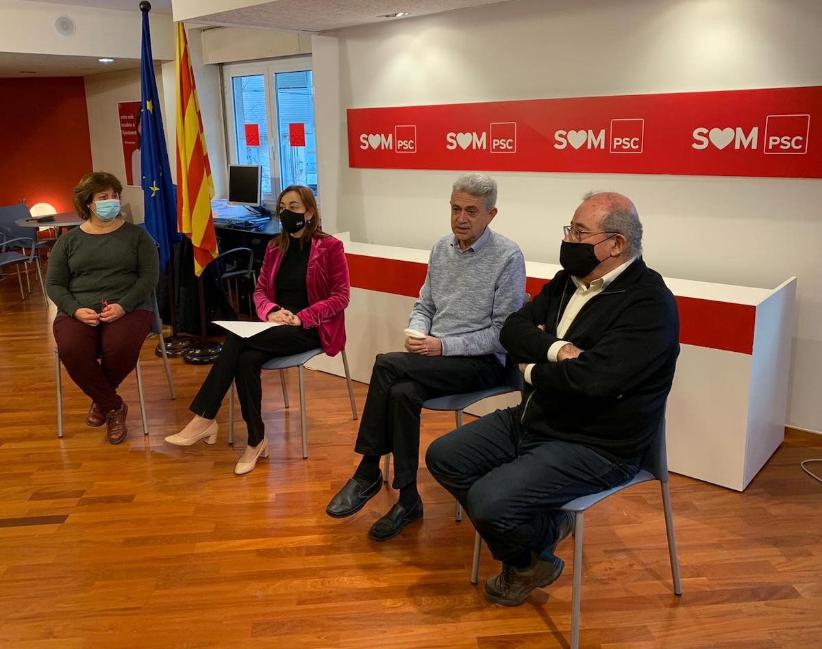 Lluch, Paneque, Bruguera i Nadal a la seu del PSC a Girona.