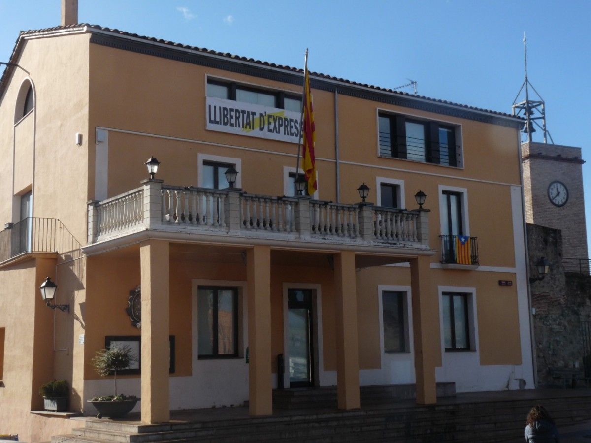 L'edifici de l'Ajuntament de Gironella, en una imatge d'arxiu.