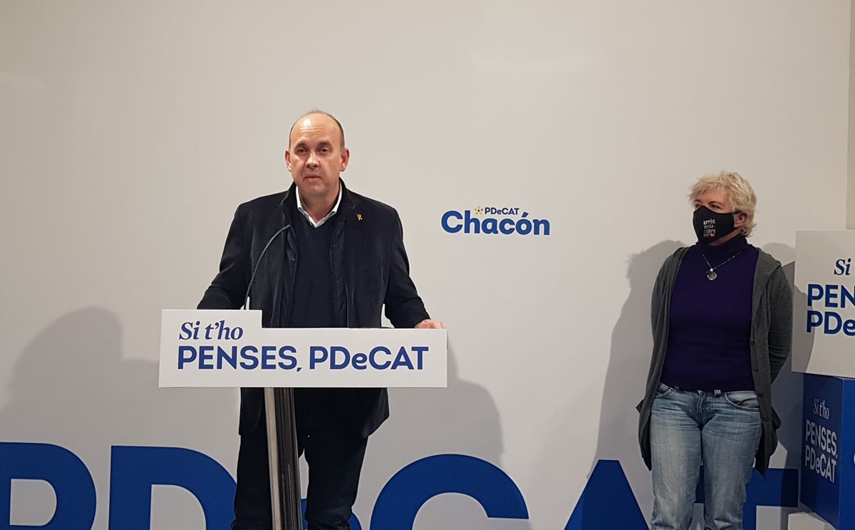 El candidat ebrenc pel PDeCAT Carles Luz en un acte de campanya