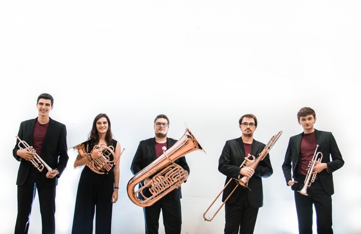El grup KamBrass Quintet on forma part el canareu Oriol Reverté