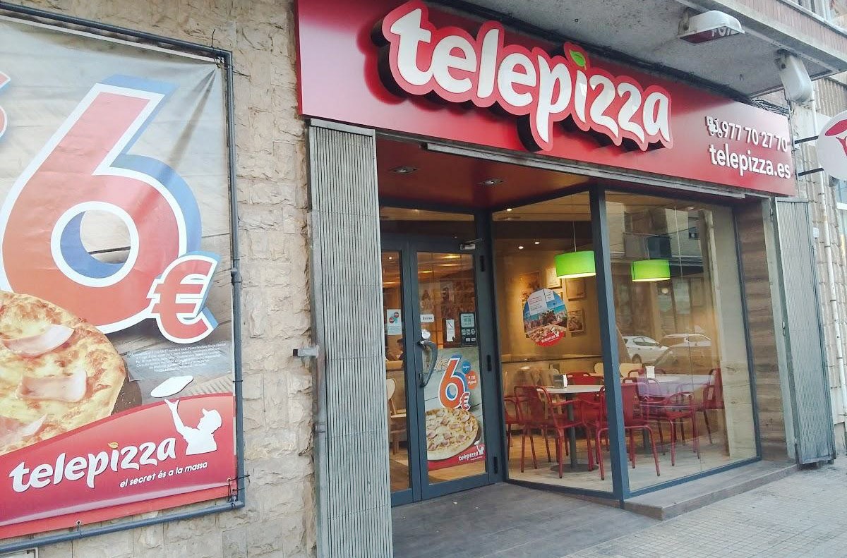 Restaurant de l'Avinguda Catalunya d'Amposta on es va tenir lloc l'atracament 