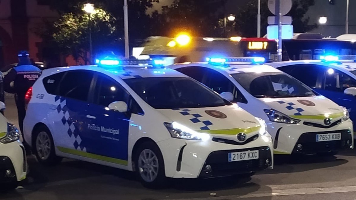 Vehicles de la Policia Municipal de Terrassa. 