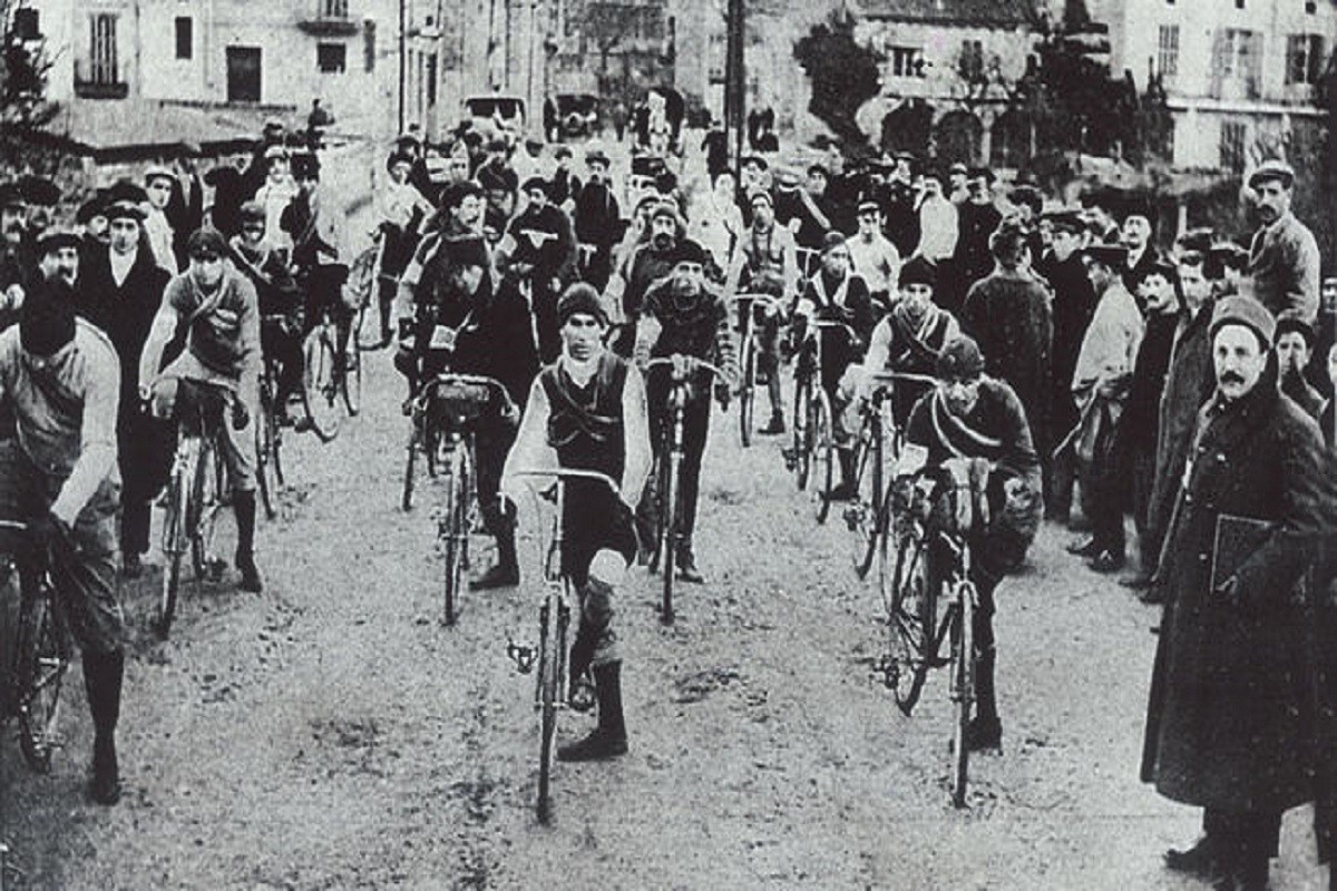 Primera edició de la Volta de Catalunya el 1911
