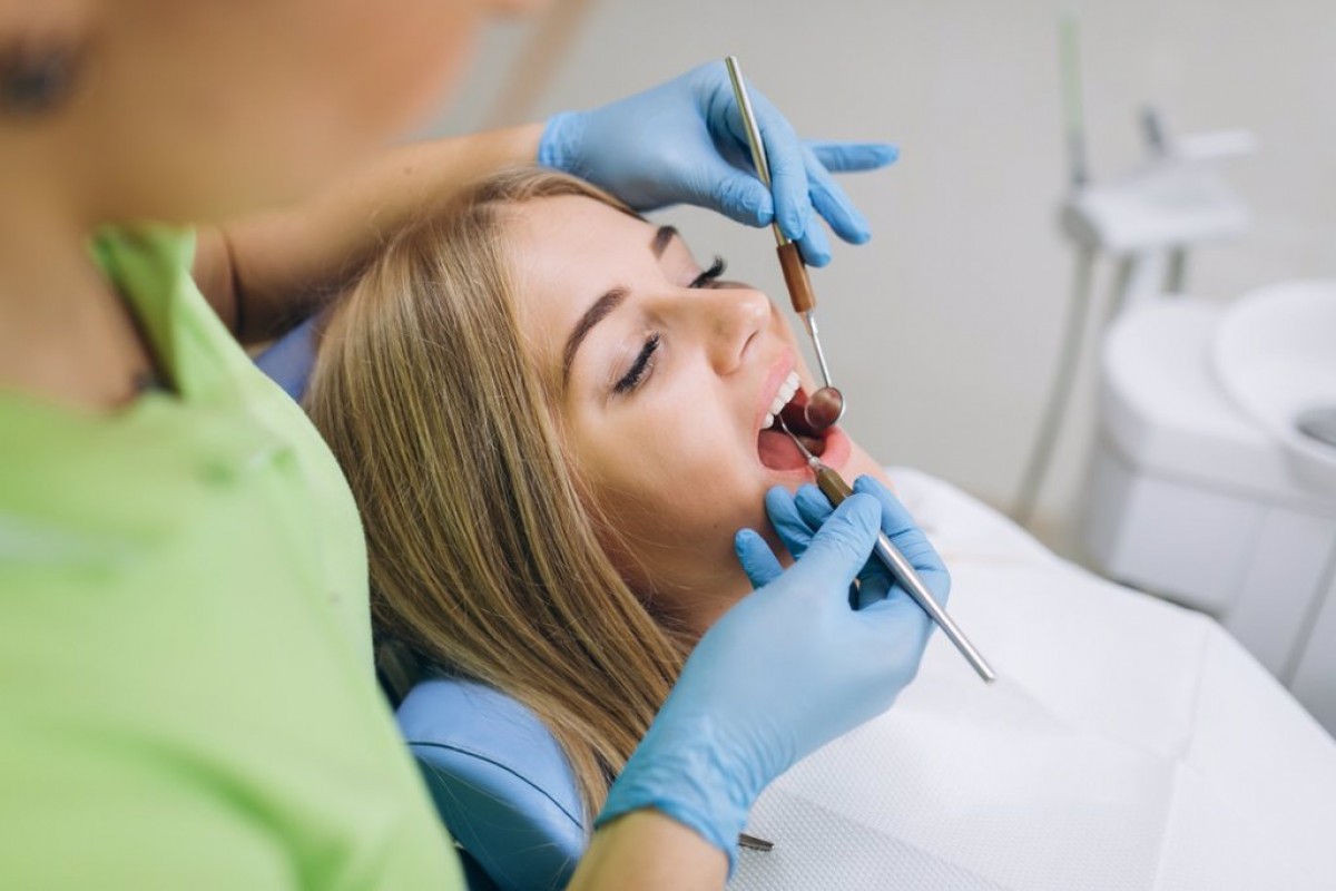 Una pacient al dentista