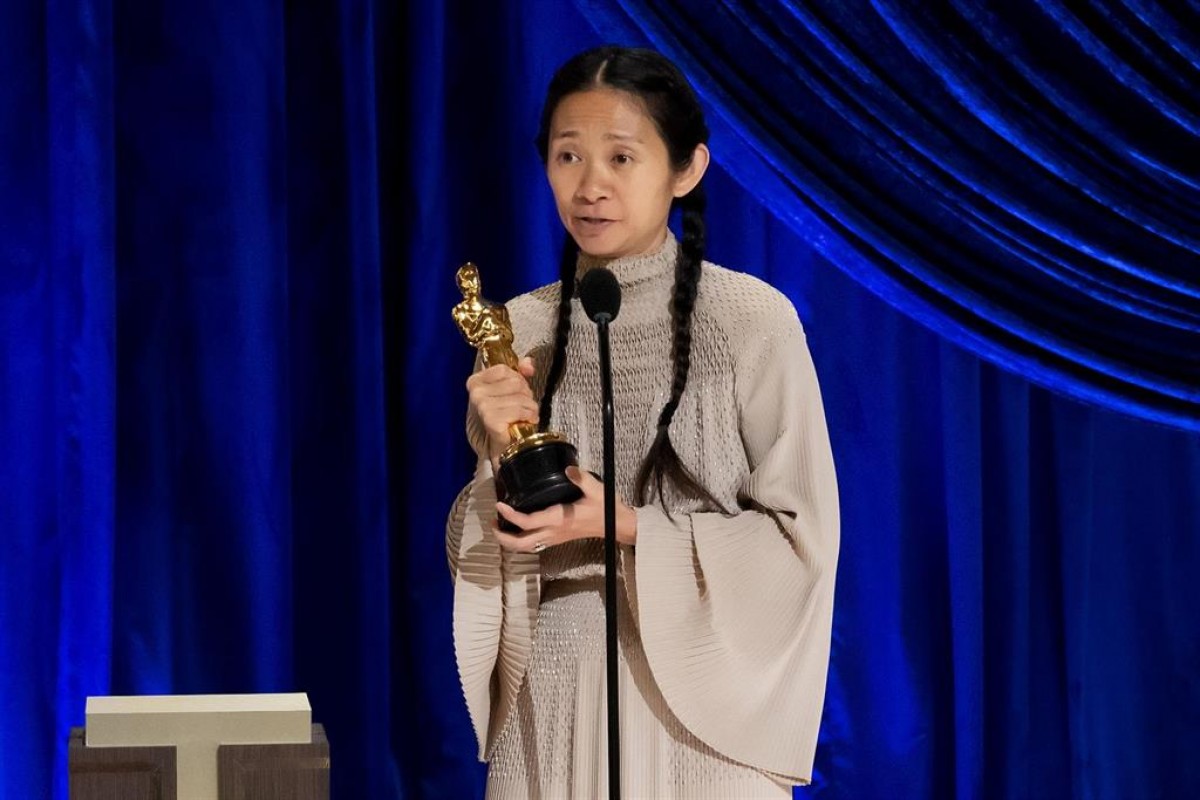 Chloé Zhao, amb el seu Oscar