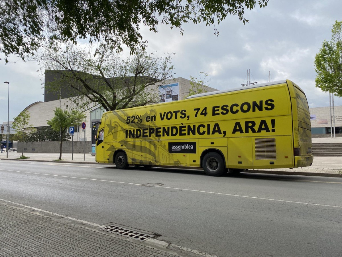 El Bus per la independència ja és a Sant Cugat.