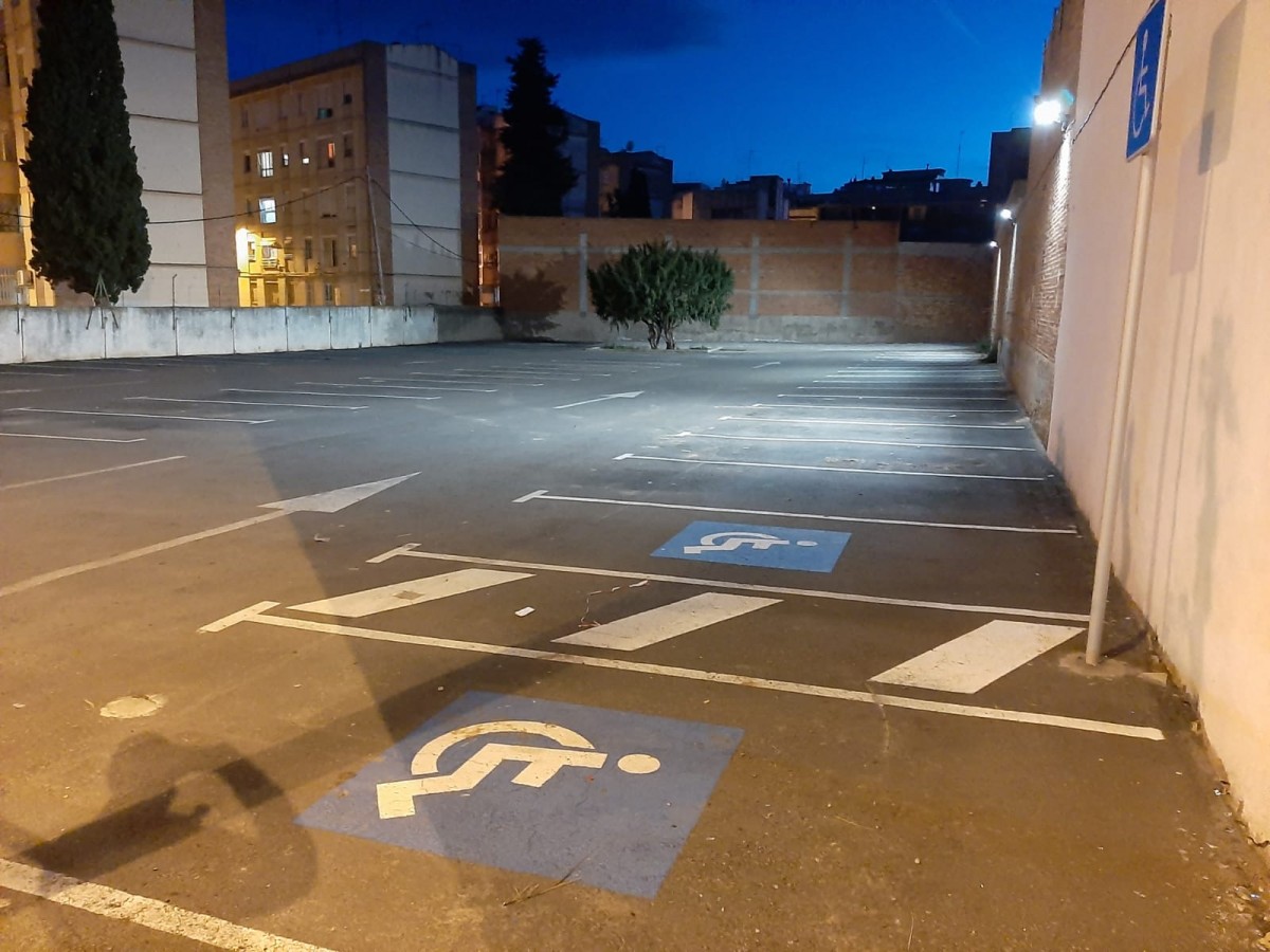 Una imatge de l'aparcament