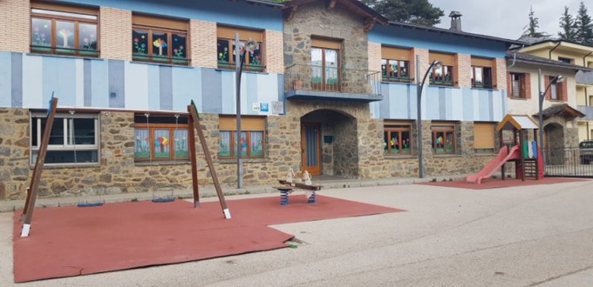L'escola rural Núria Morer i Pi de Planoles