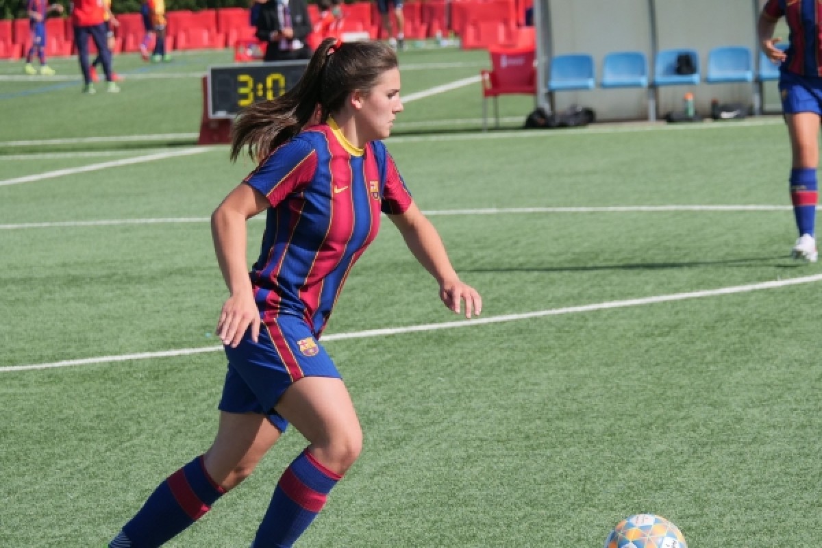 Adriana Ranera és jugadora de l'equip juvenil del FC Barcelona.