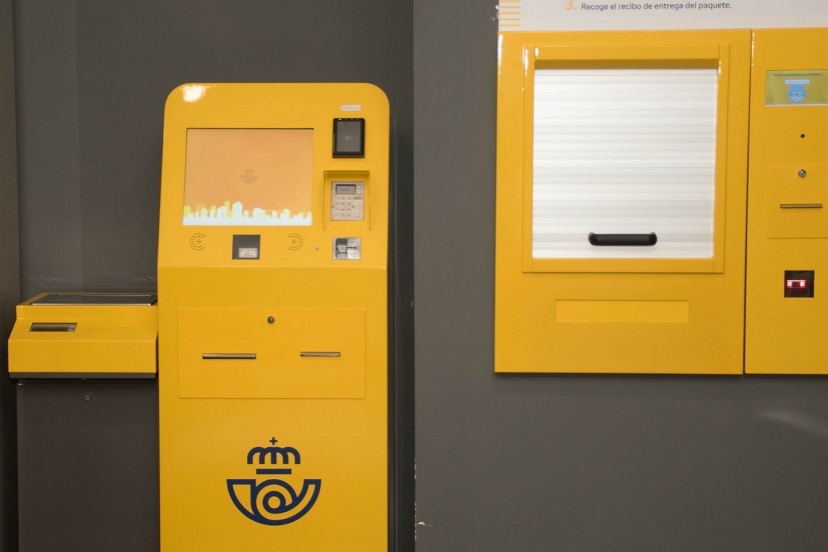 La màquina autoservei s'ha instal·lat fins ara a cinc ciutats catalanes, una d'elles a Terrassa.