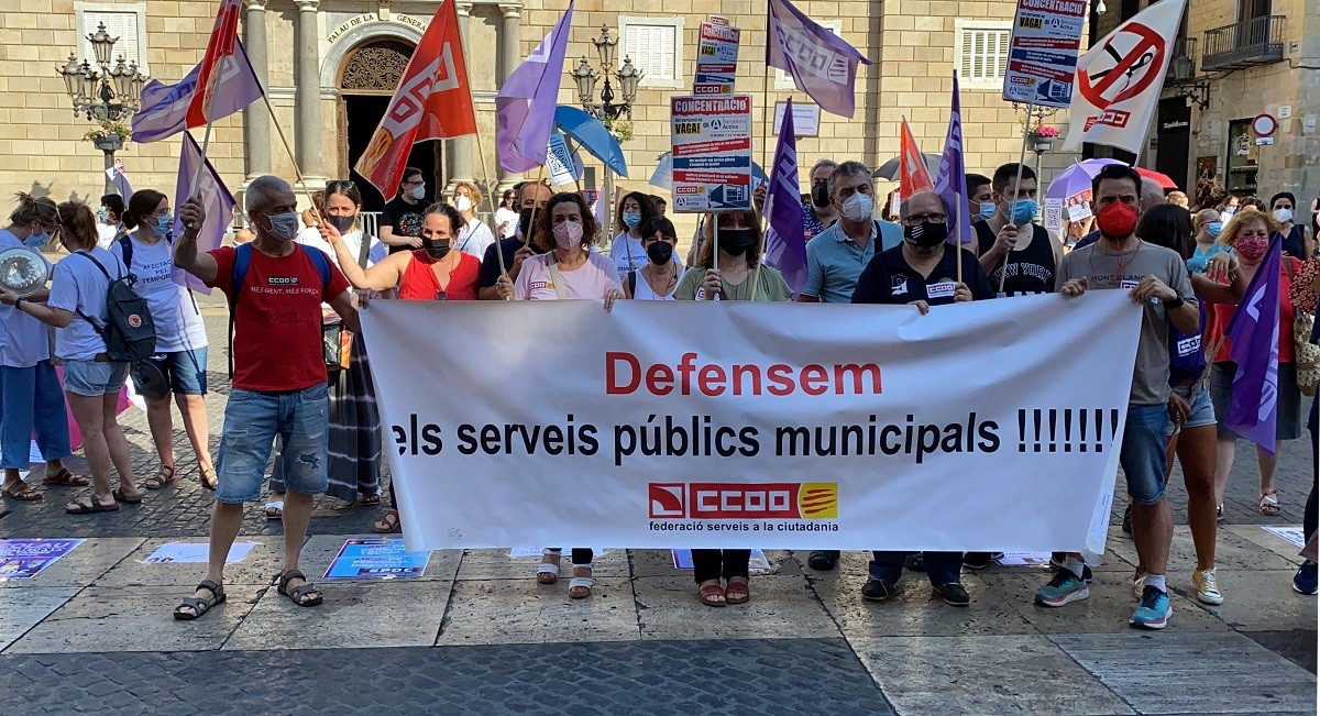 Mobilització dels treballadors de Barcelona Activa a Sant Jaume