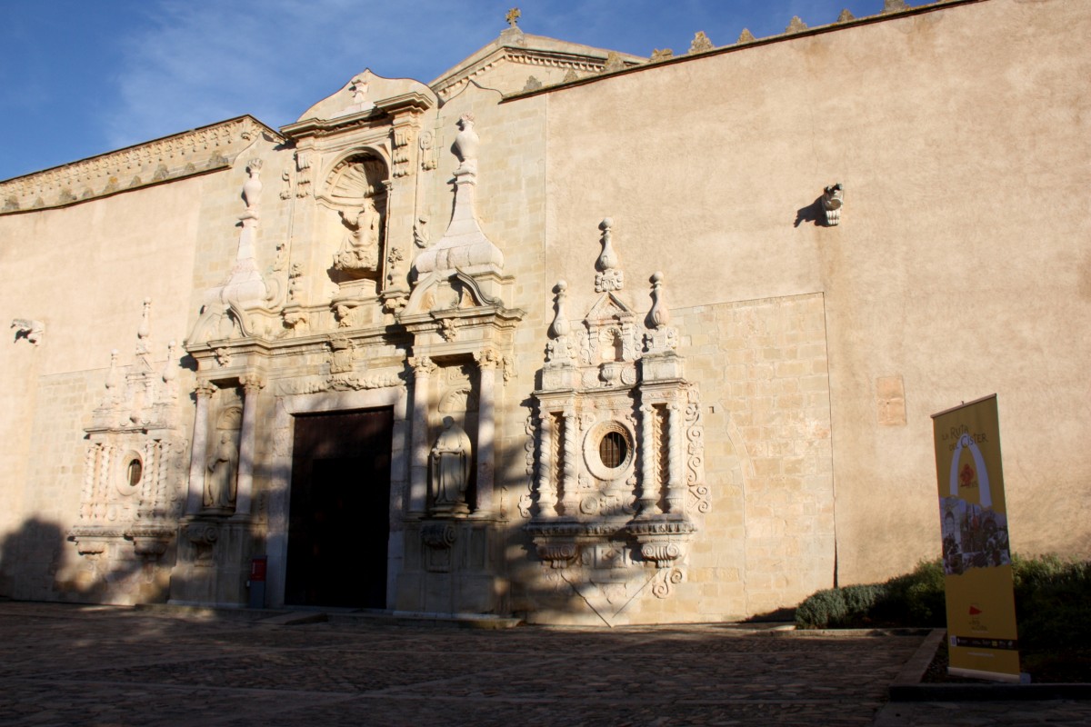 Exterior de l'església del Monestir de Poblet