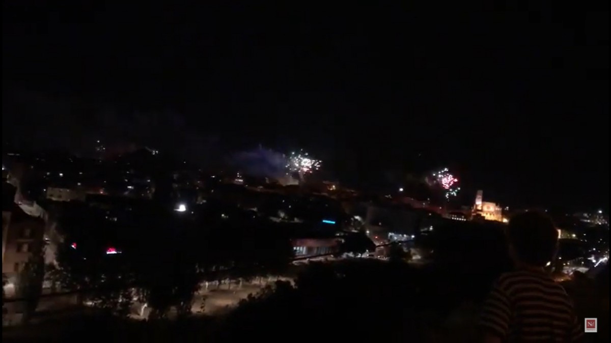 Vídeo | Esclat final del castell de focs de Festa Major