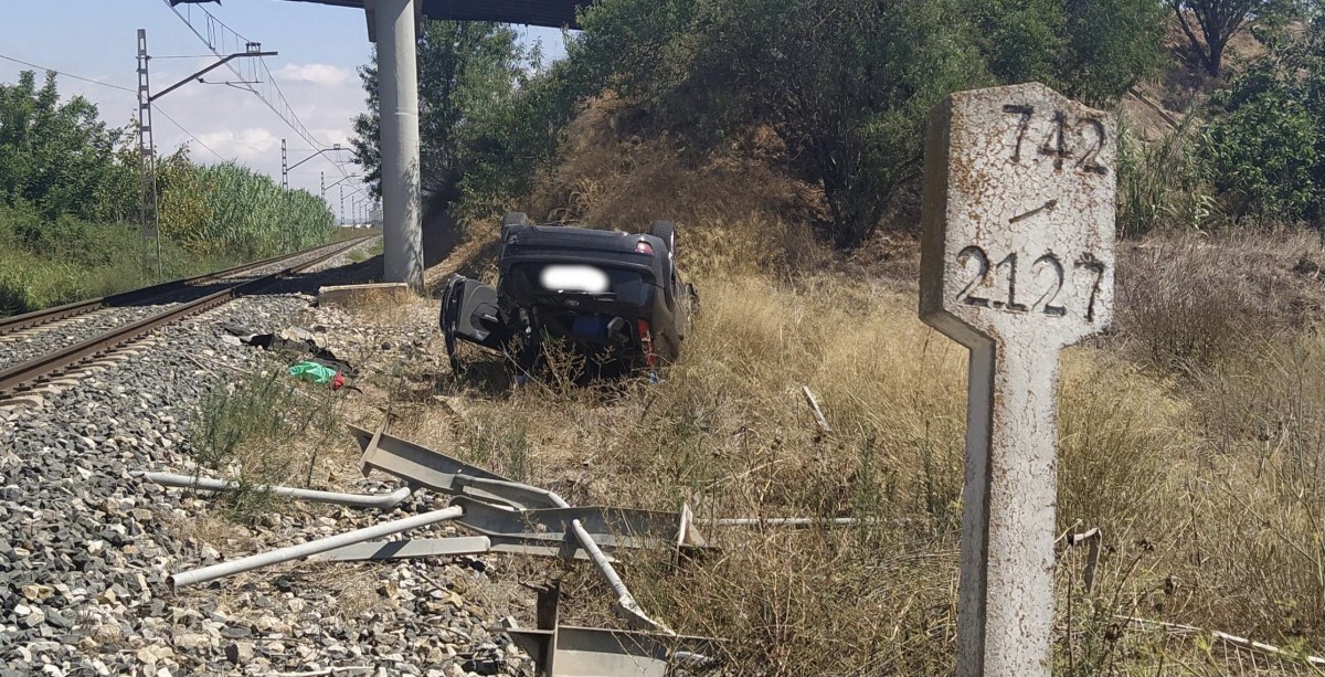 Imatge del cotxe accidentat a Castellnou