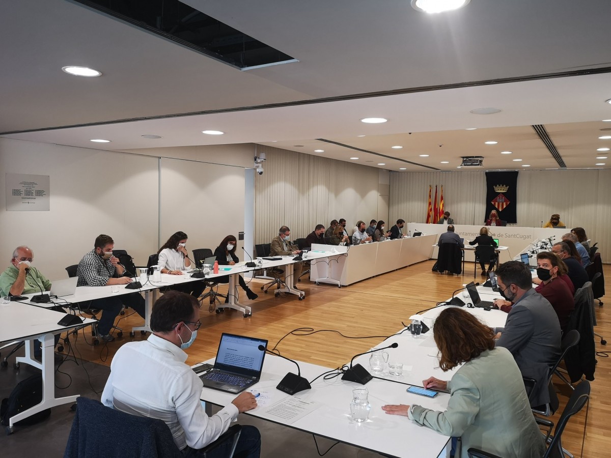 Imatge d'una sessió plenària a l'Ajuntament de Sant Cugat