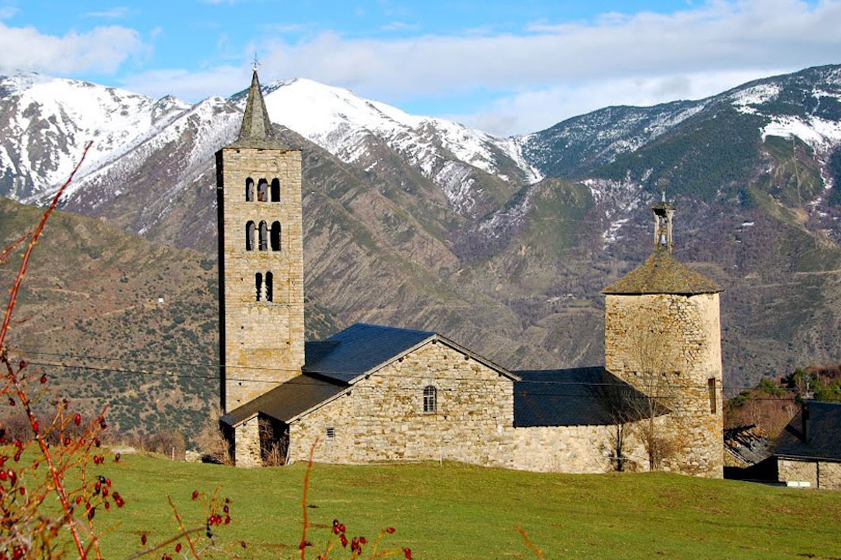 Imatge de l'església de Sant Just i Pastor de Son