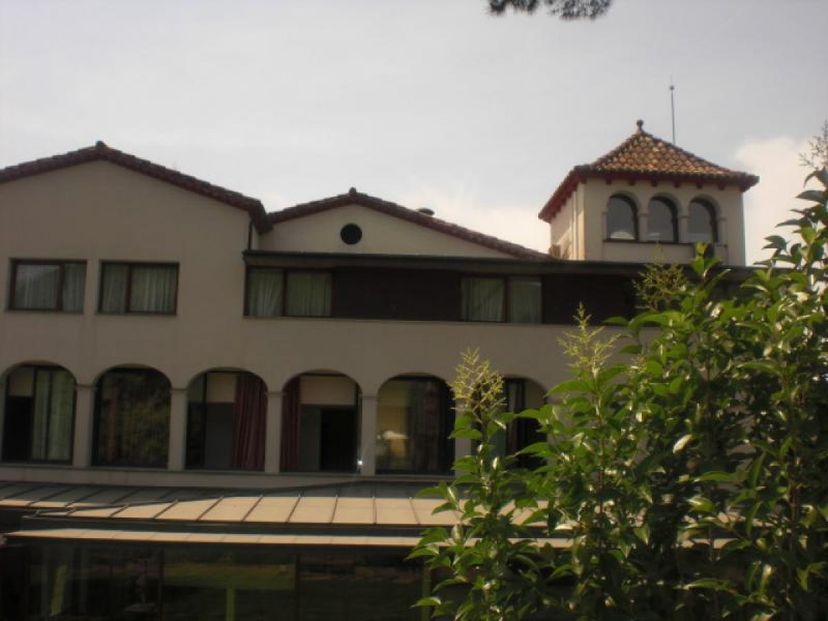 La residència Torreblanca, a Sant Joan les Fonts.