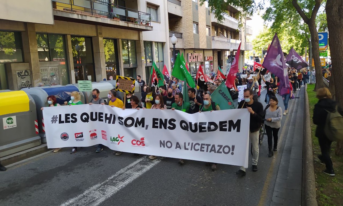 Mig miler de persones han participat de la manifestació d'aquest dijous al migdia a Tarragona.