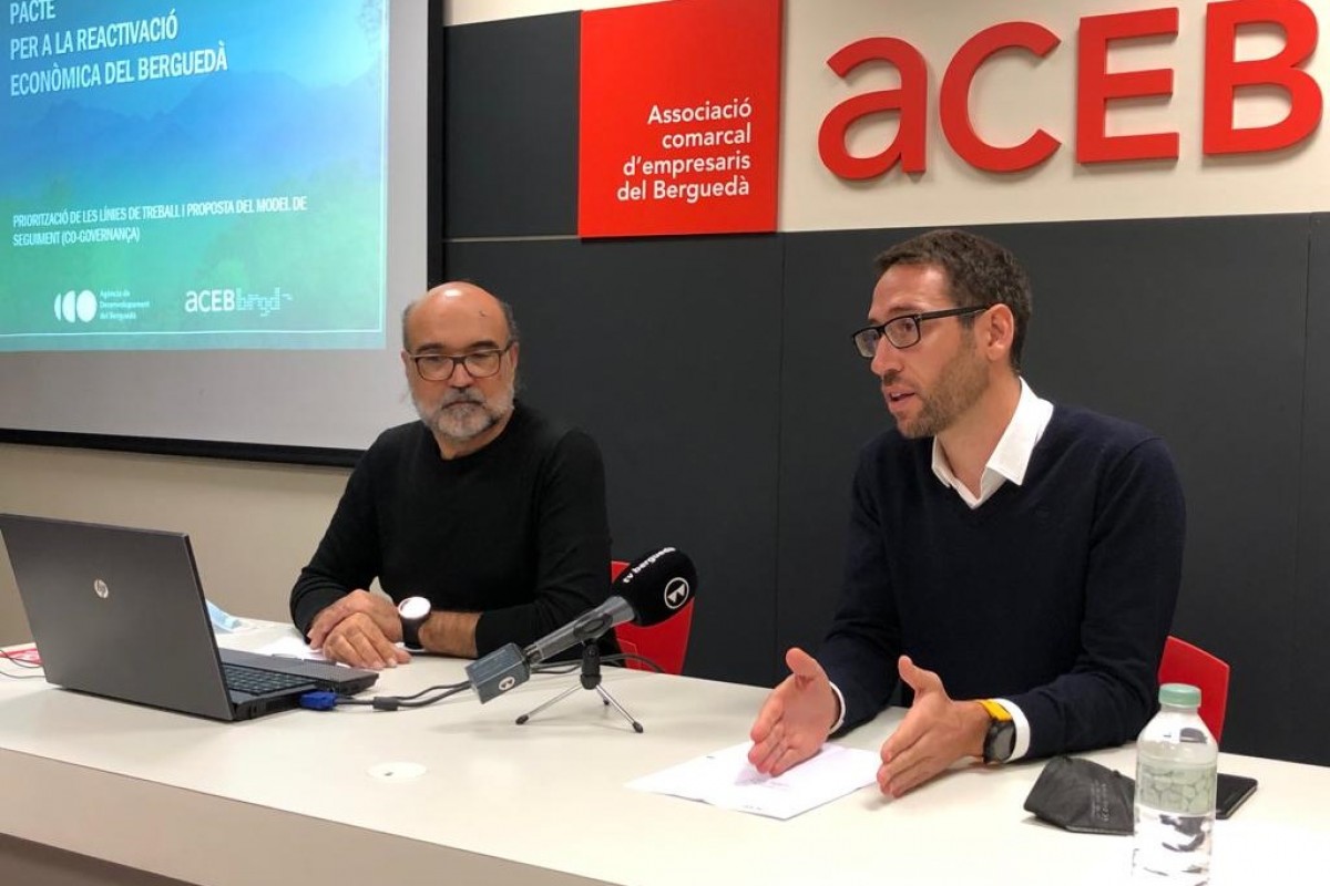 Josep Maria Serarols i Albert Vilardaga, en roda de premsa