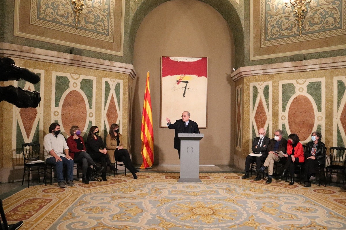 Homenatge del Parlament als impulsors de l'Assemblea de Catalunya.