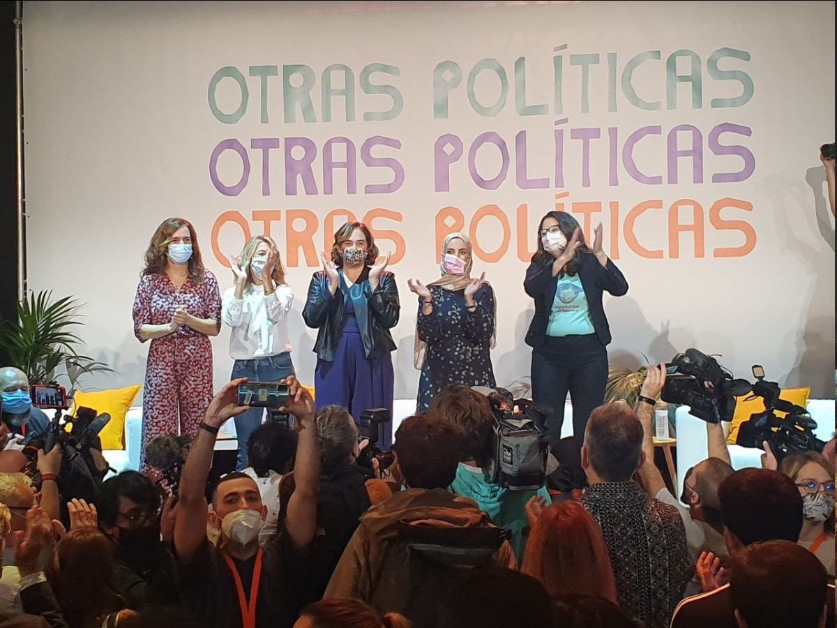 Ada Colau, Yolanda Díaz, Mónica Oltra, Fatima Hamed i Mónica García, a València