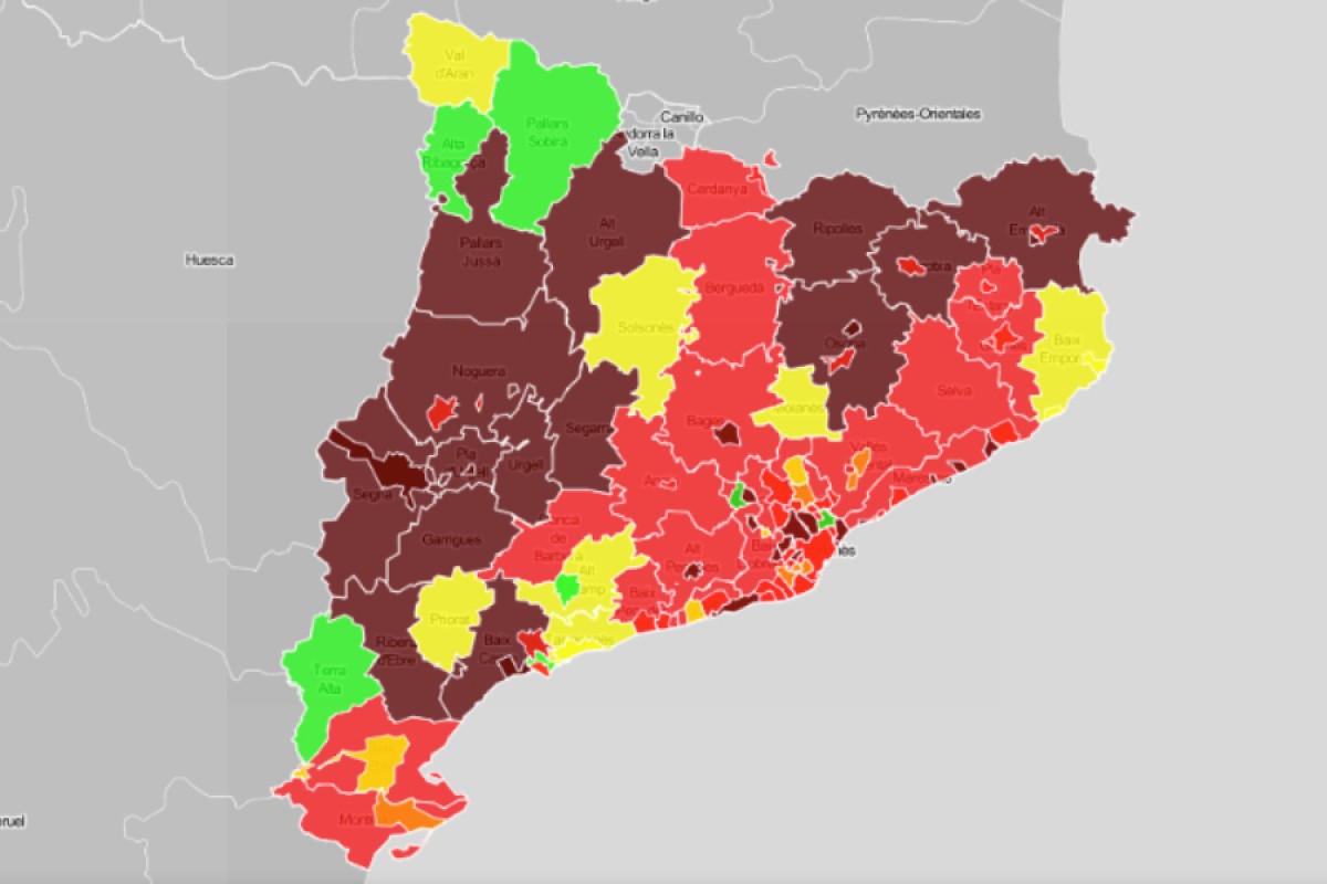 Mapa de Catalunya segons el risc de rebrot en ciutats i comarques.