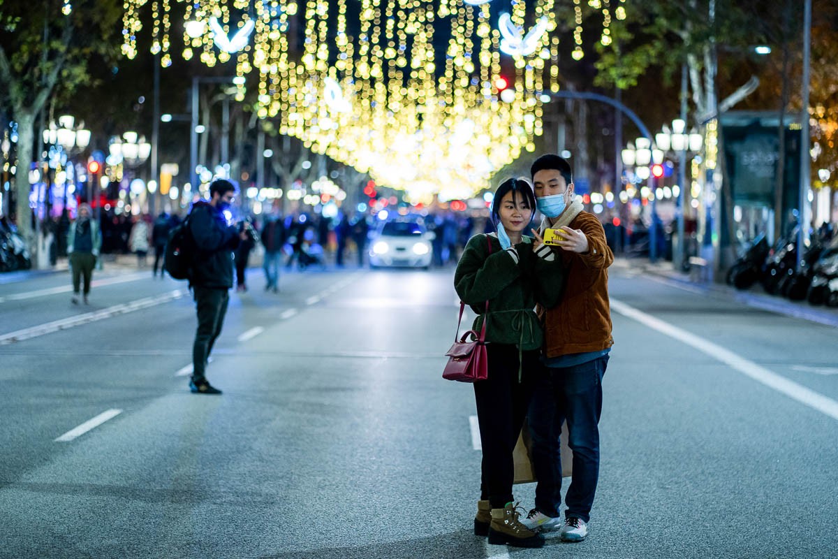 Llums de Nadal al Passeig de Gràcia de Barcelona, el 2021