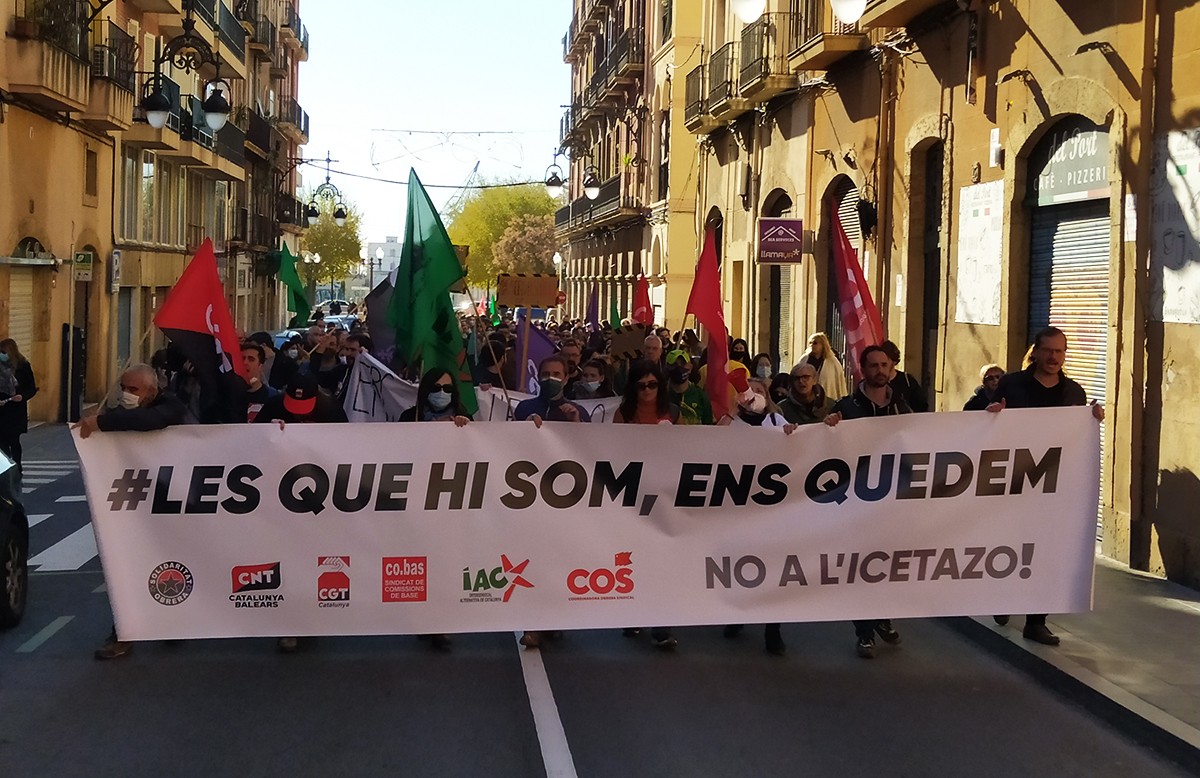 La manifestació dels interins, aquest dimarts a Tarragona.