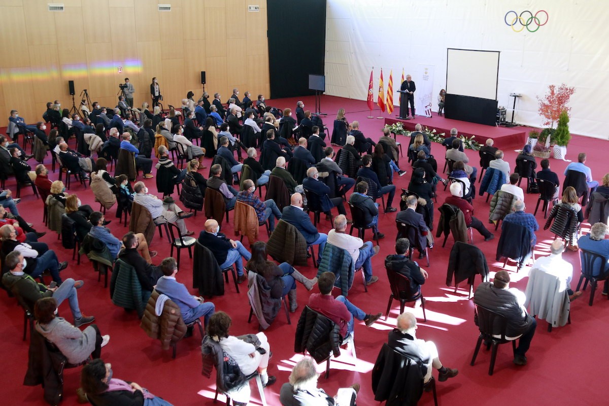 El Palau d'Esports de Vielha durant la conferència a favor dels Jocs del passat 13 de novembre