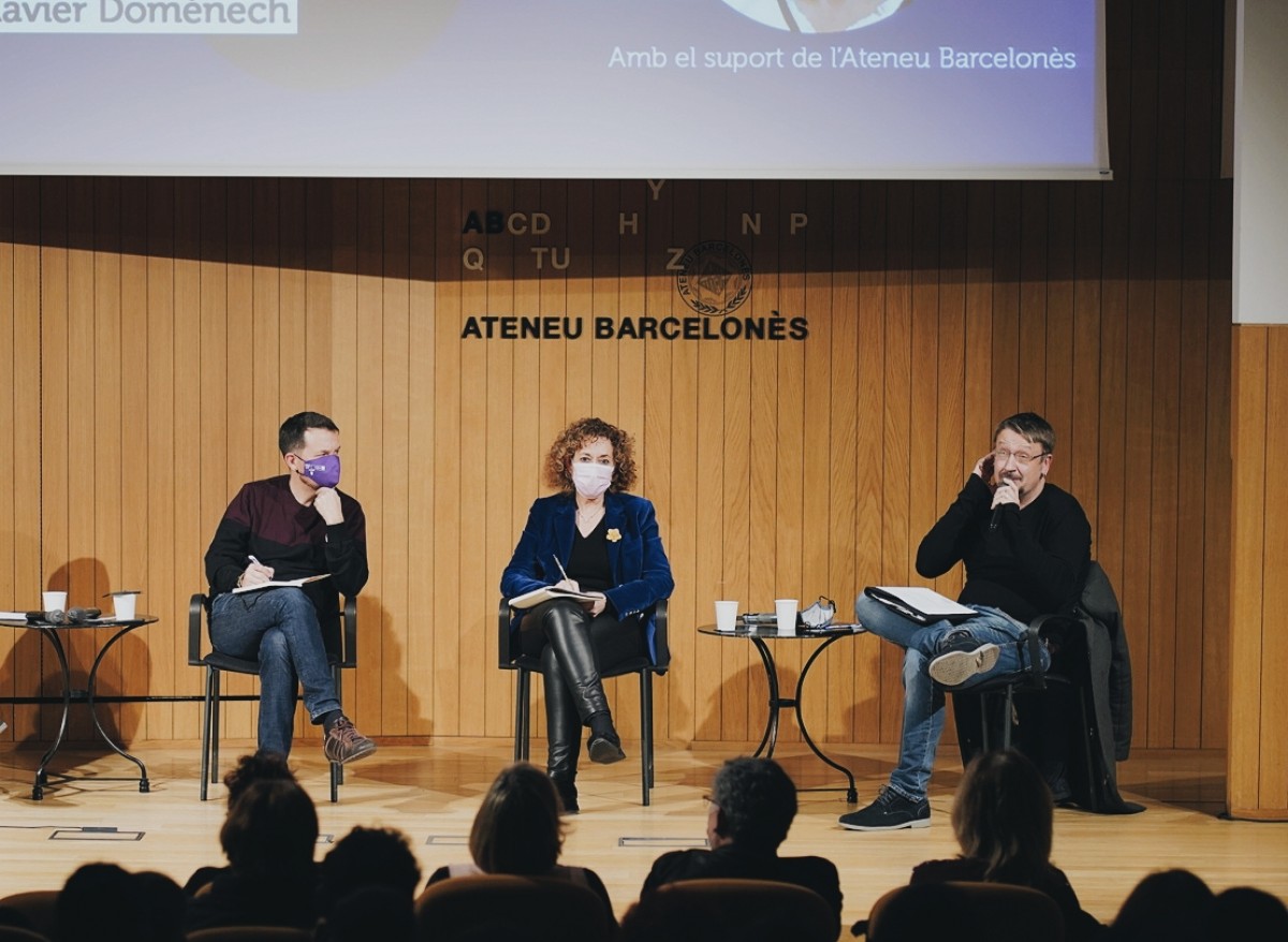 Pablo Iglesias, Ester Capella i Xavier Domènech.