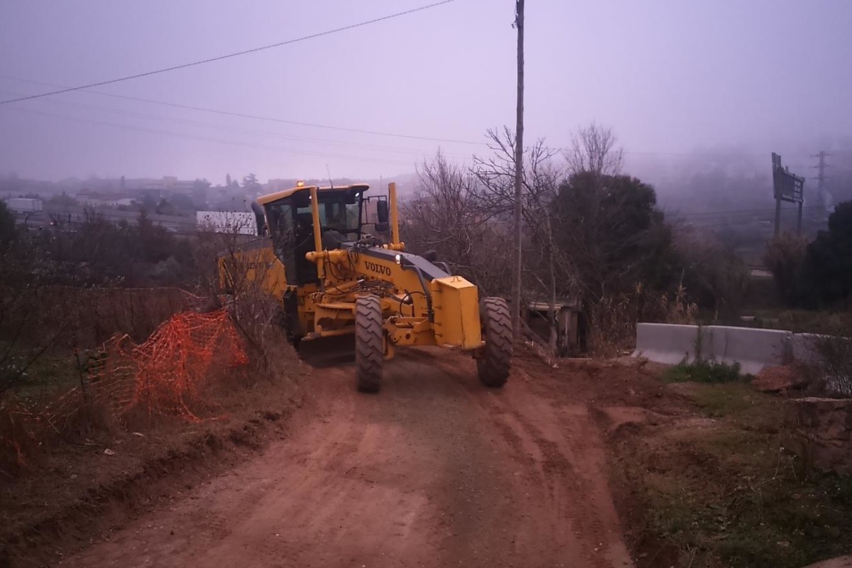 Es duran a terme treballs de manteniment a tres camins rurals de Manresa