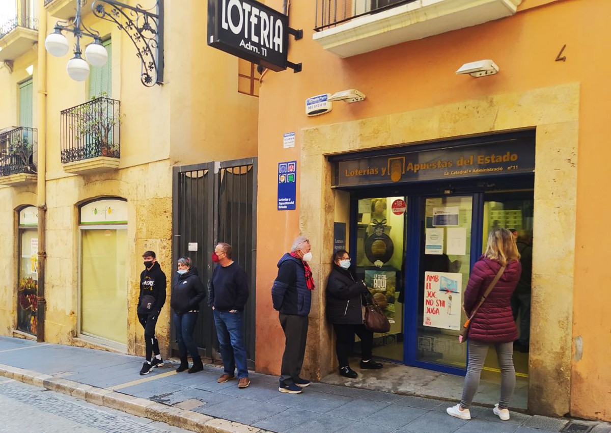 Una administració de loteria al carrer Major de Tarragona
