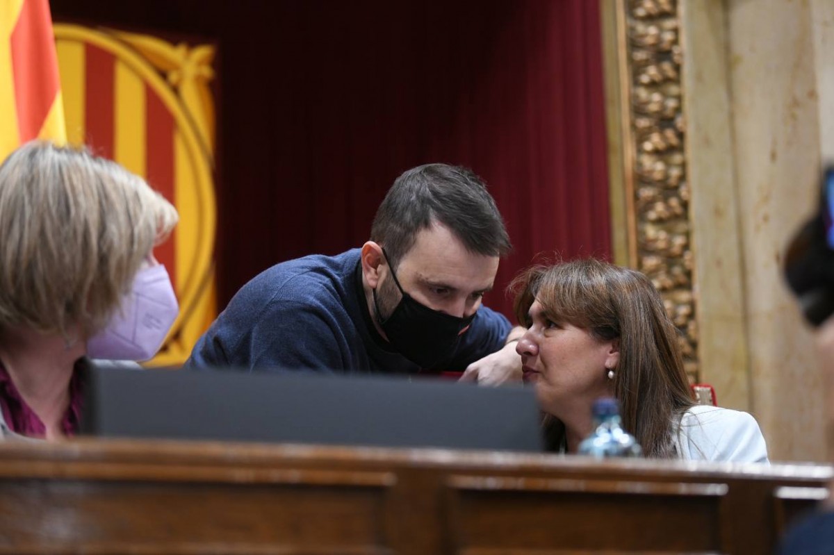 Laura Borràs i Pau Juvillà, al Parlament.