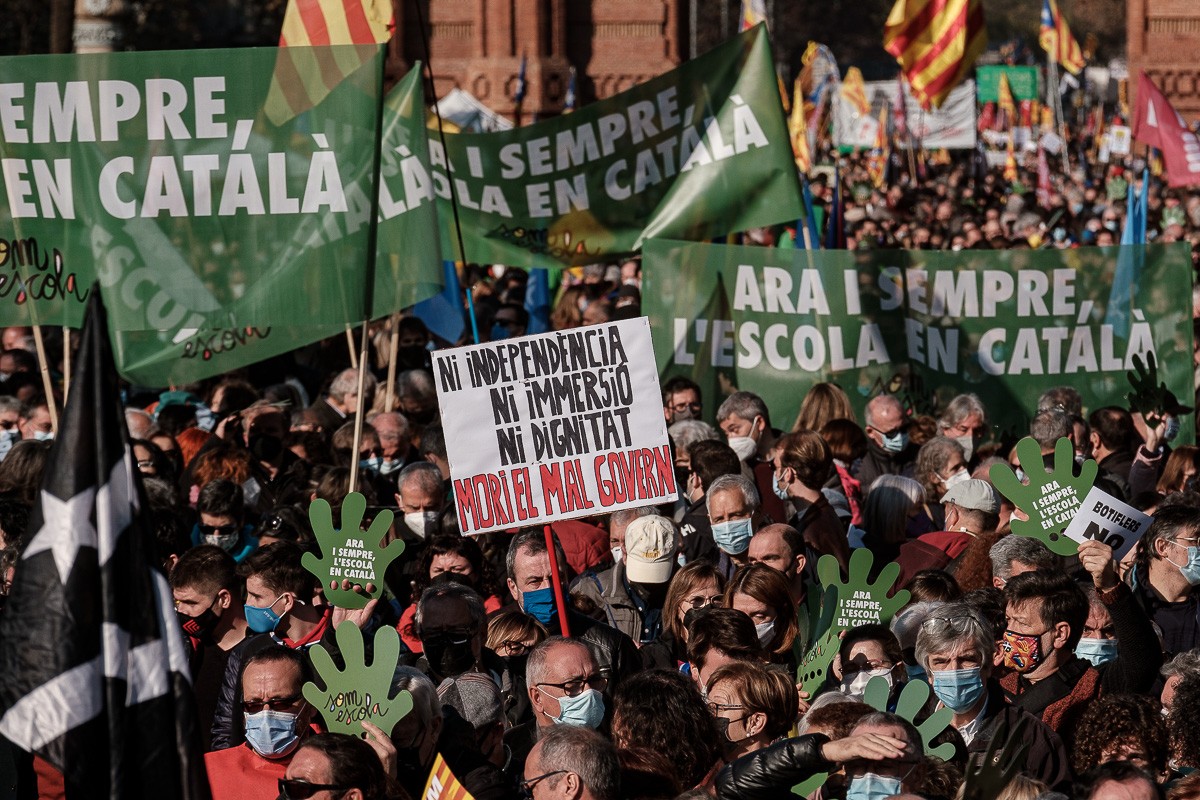 Manifestació a Barcelona en defensa de l'escola catalana.